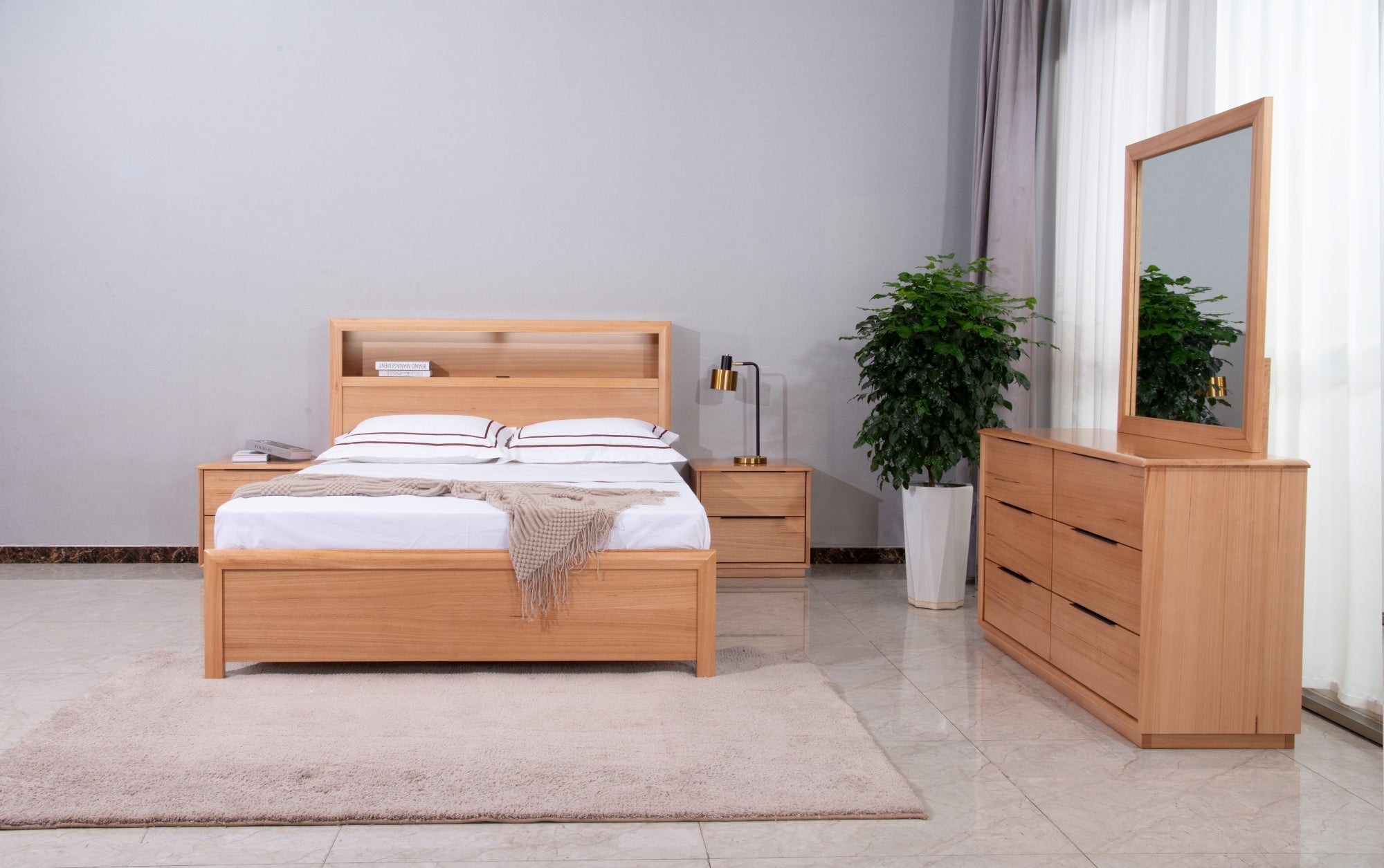 Aberdeen Queen Bed with Bookcase
