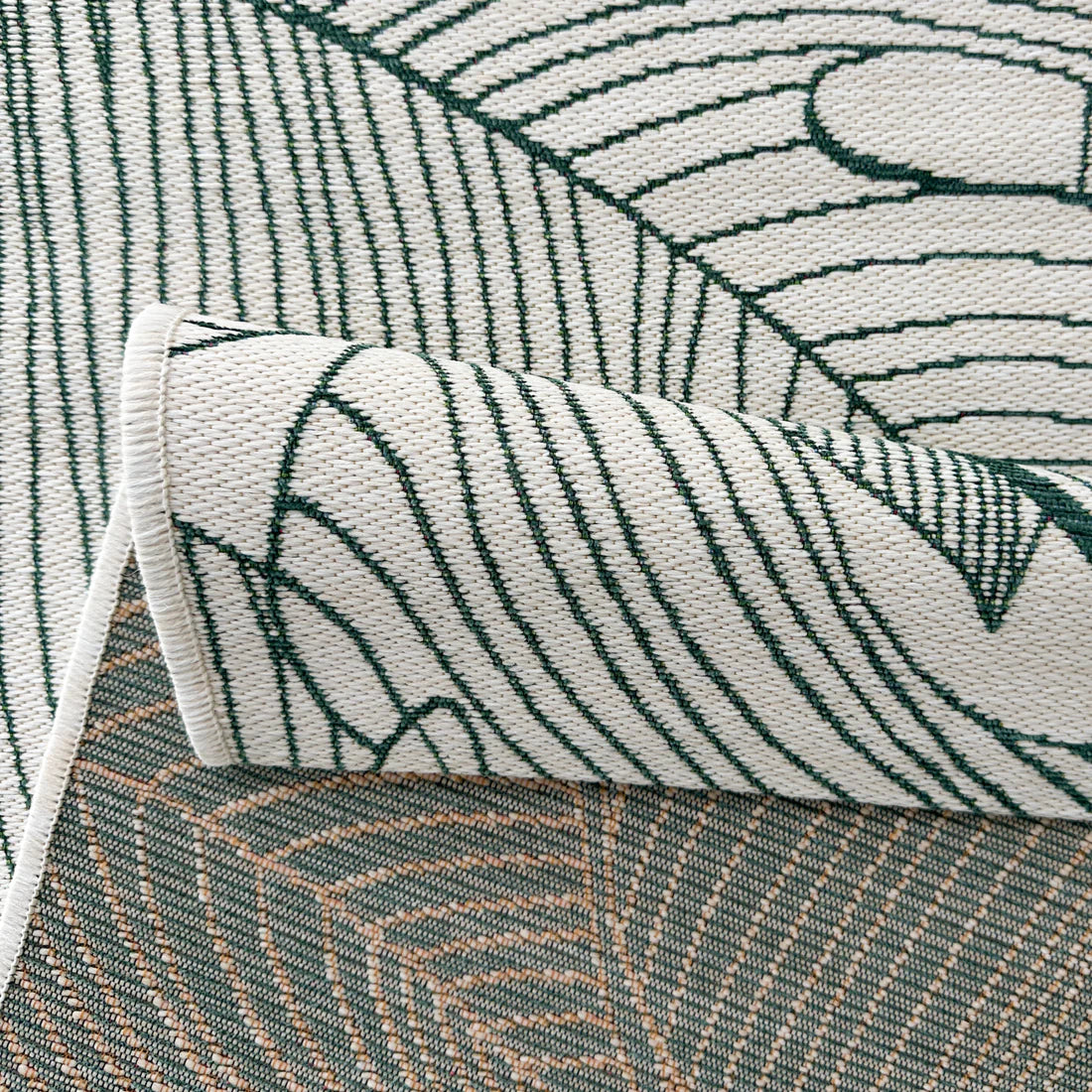 Emilia Leaf Outdoor Rug