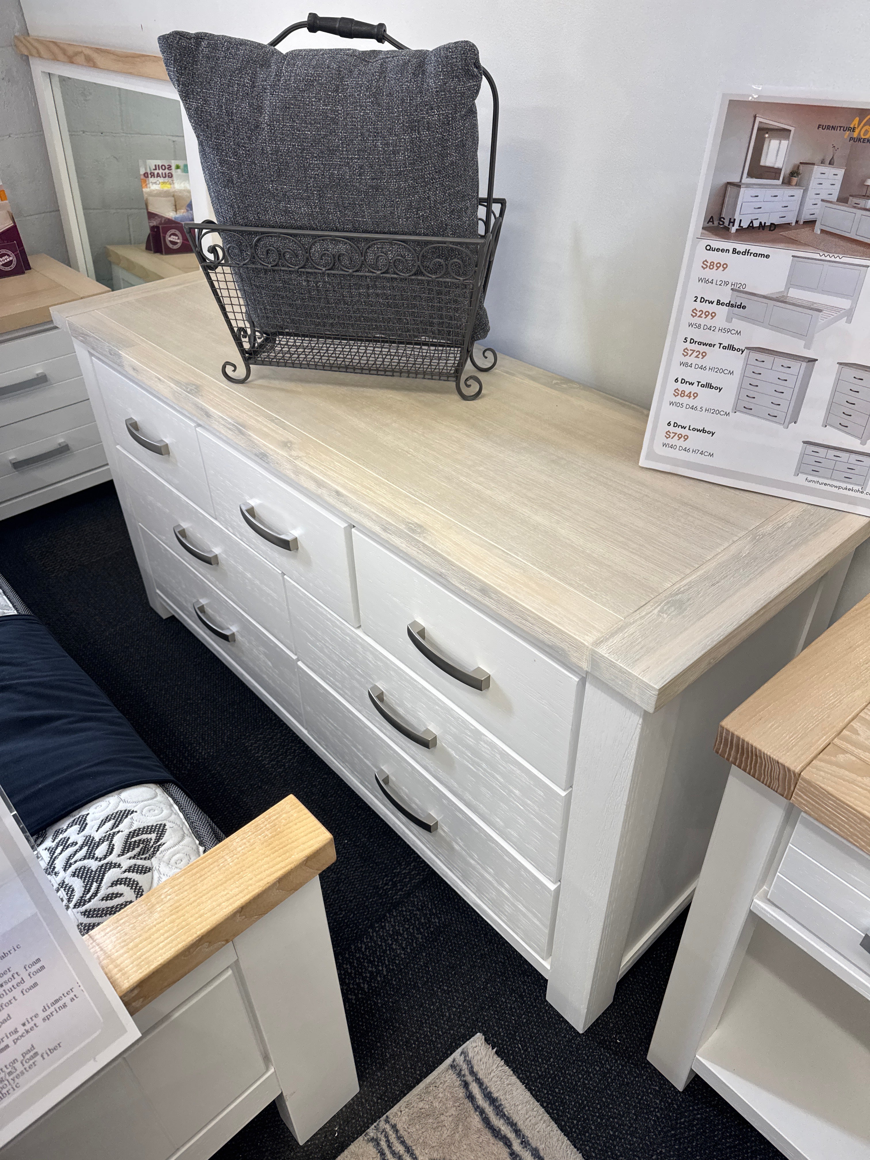 Ashland Dressing Table 7 Drawer |or| Mirror