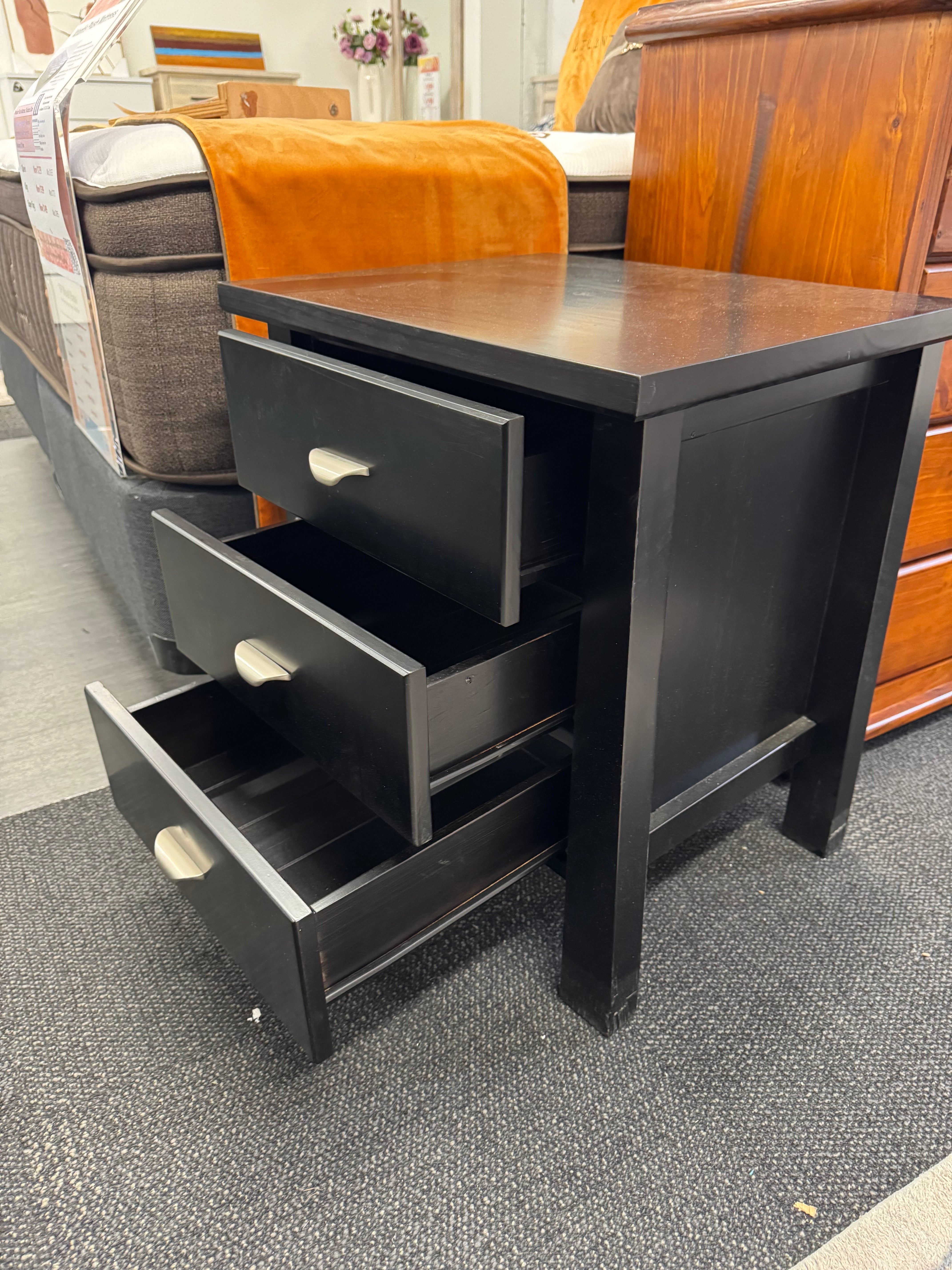 Zest 3 Drawer bedside