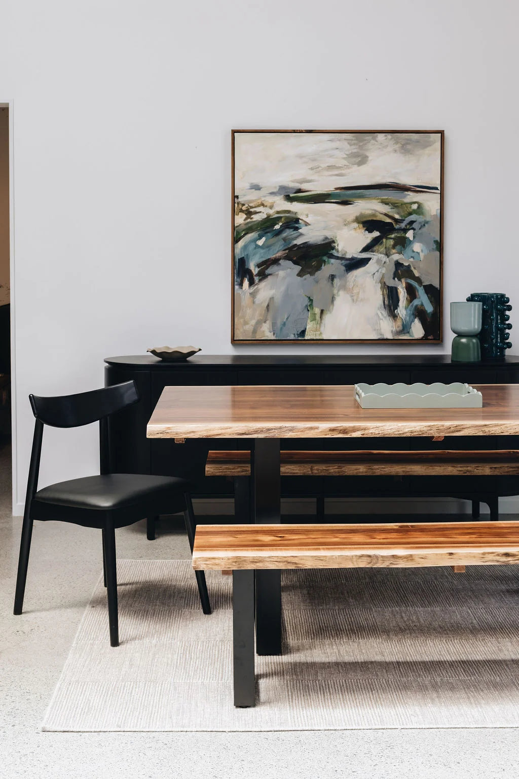 LiveEdge Bench