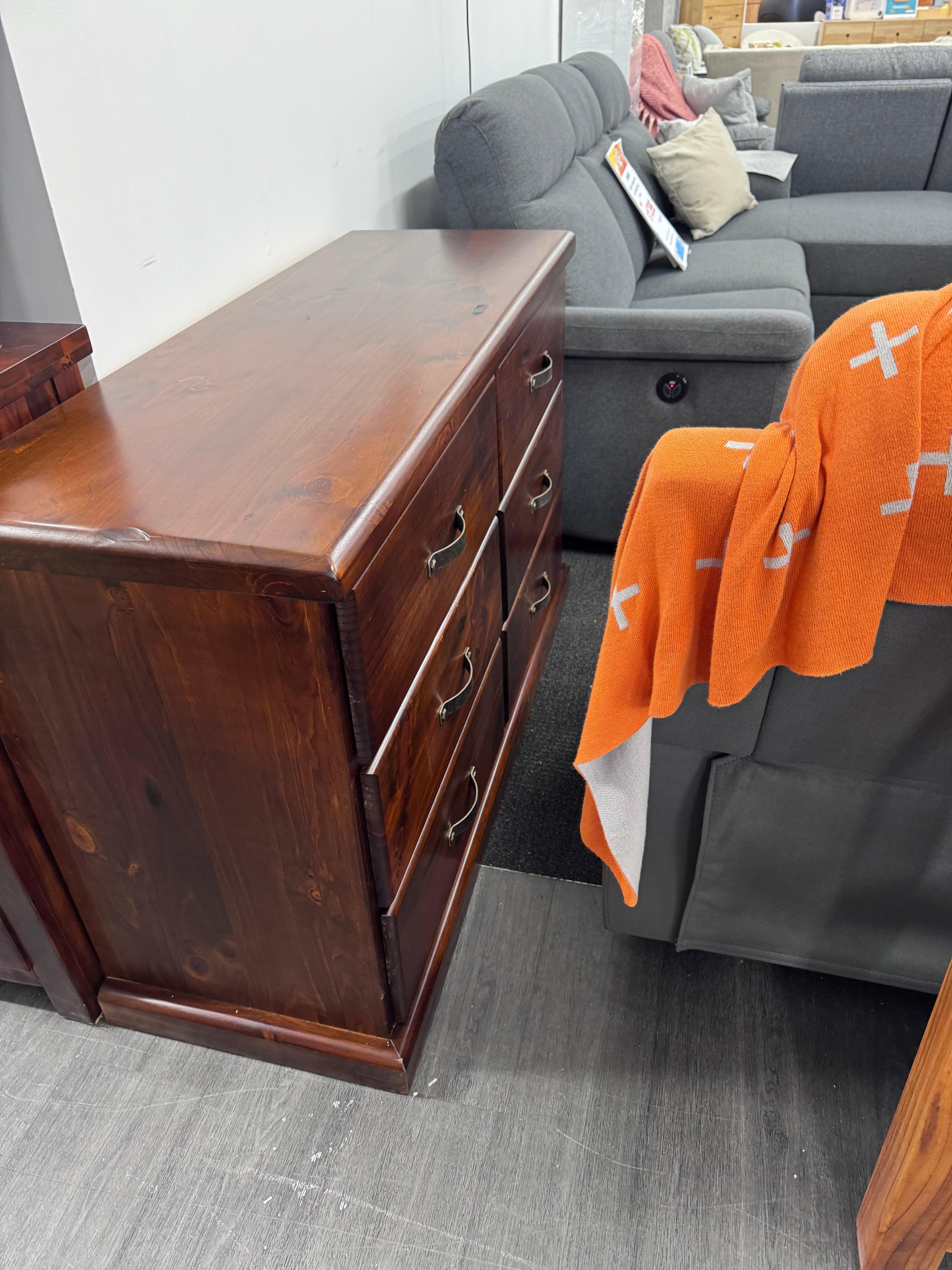 Classic Dresser 6 Drw-CLEARANCE
